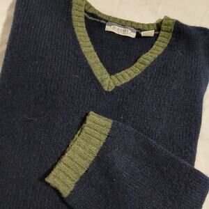 Vintage Old Navy Men's XL !00% Wool Navy with Sage Green  V Neck/Cuffs